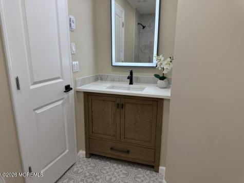 42 Lauren Lane Brick NJ 08723