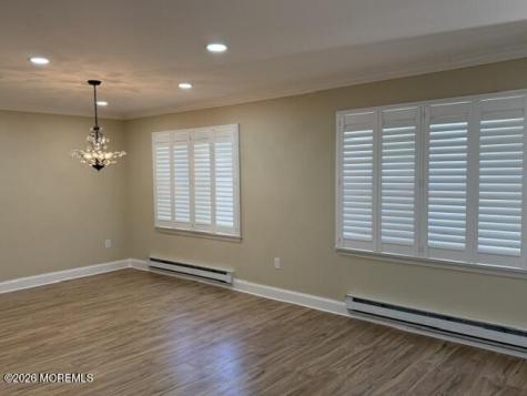 42 Lauren Lane Brick NJ 08723