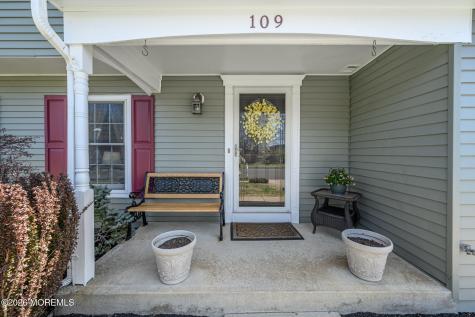 109 Concord Circle Howell NJ 07731