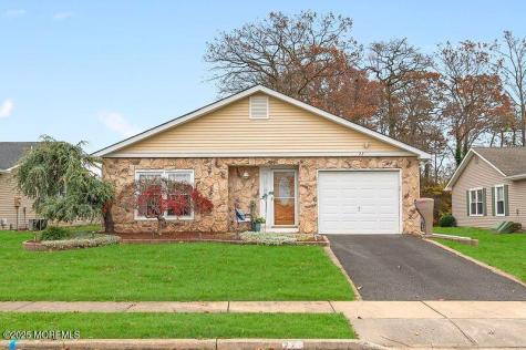 22 Rushmore Drive Brick NJ 08724
