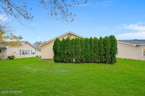 22 Rushmore Drive Brick NJ 08724