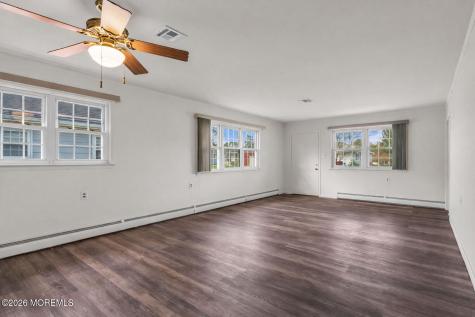 496 Saint Thomas Drive Toms River NJ 08757
