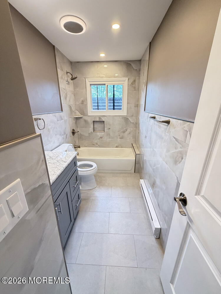 12 Eastport Court Red Bank NJ 07701