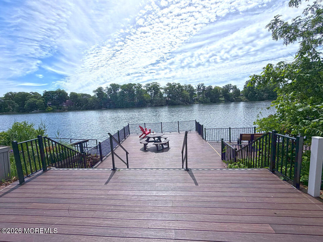 12 Eastport Court Red Bank NJ 07701