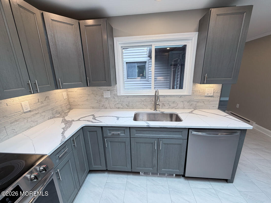 12 Eastport Court Red Bank NJ 07701