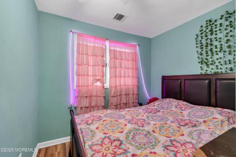 39 Oceanview Avenue Keansburg NJ 07734