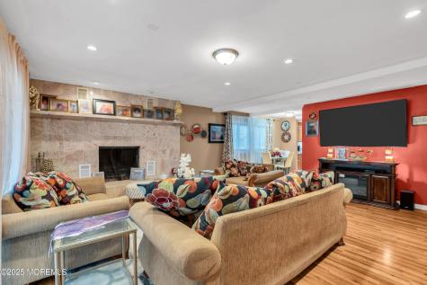 39 Oceanview Avenue Keansburg NJ 07734