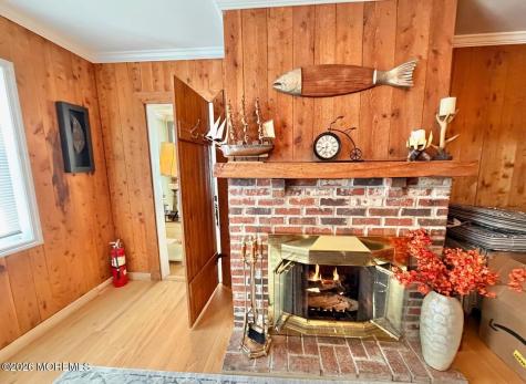 623 Main Street Leesburg NJ 08327