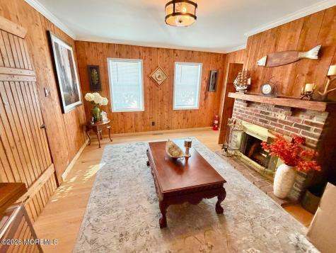 623 Main Street Leesburg NJ 08327