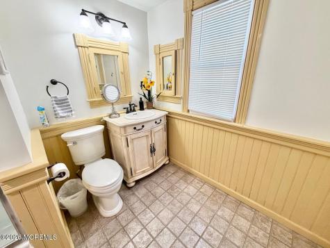 623 Main Street Leesburg NJ 08327