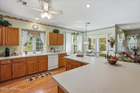 15 Breeze Terrace Barnegat NJ 08005