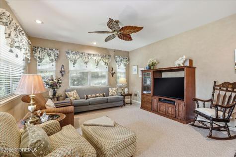 15 Breeze Terrace Barnegat NJ 08005