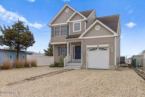 3 Cranbury Lake Drive Little Egg Harbor NJ 08087
