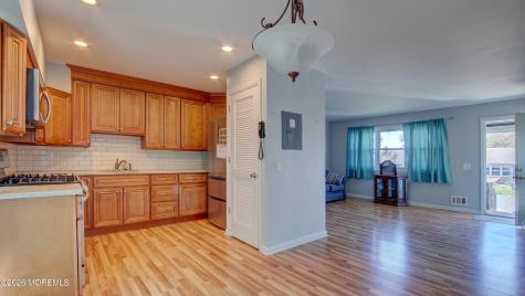 5 Missouri Court Matawan NJ 07747