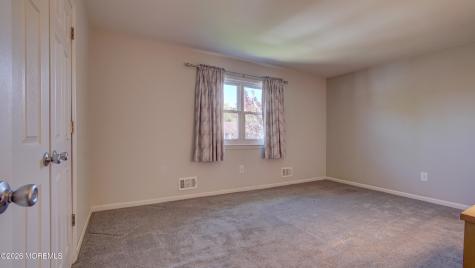 5 Missouri Court Matawan NJ 07747