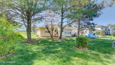 5 Missouri Court Matawan NJ 07747