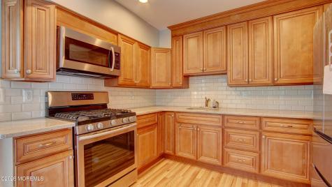 5 Missouri Court Matawan NJ 07747