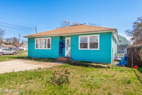 128 Highland Boulevard Keansburg NJ 07734
