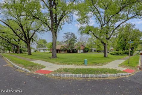 2 Steward Lane Manalapan NJ 07726
