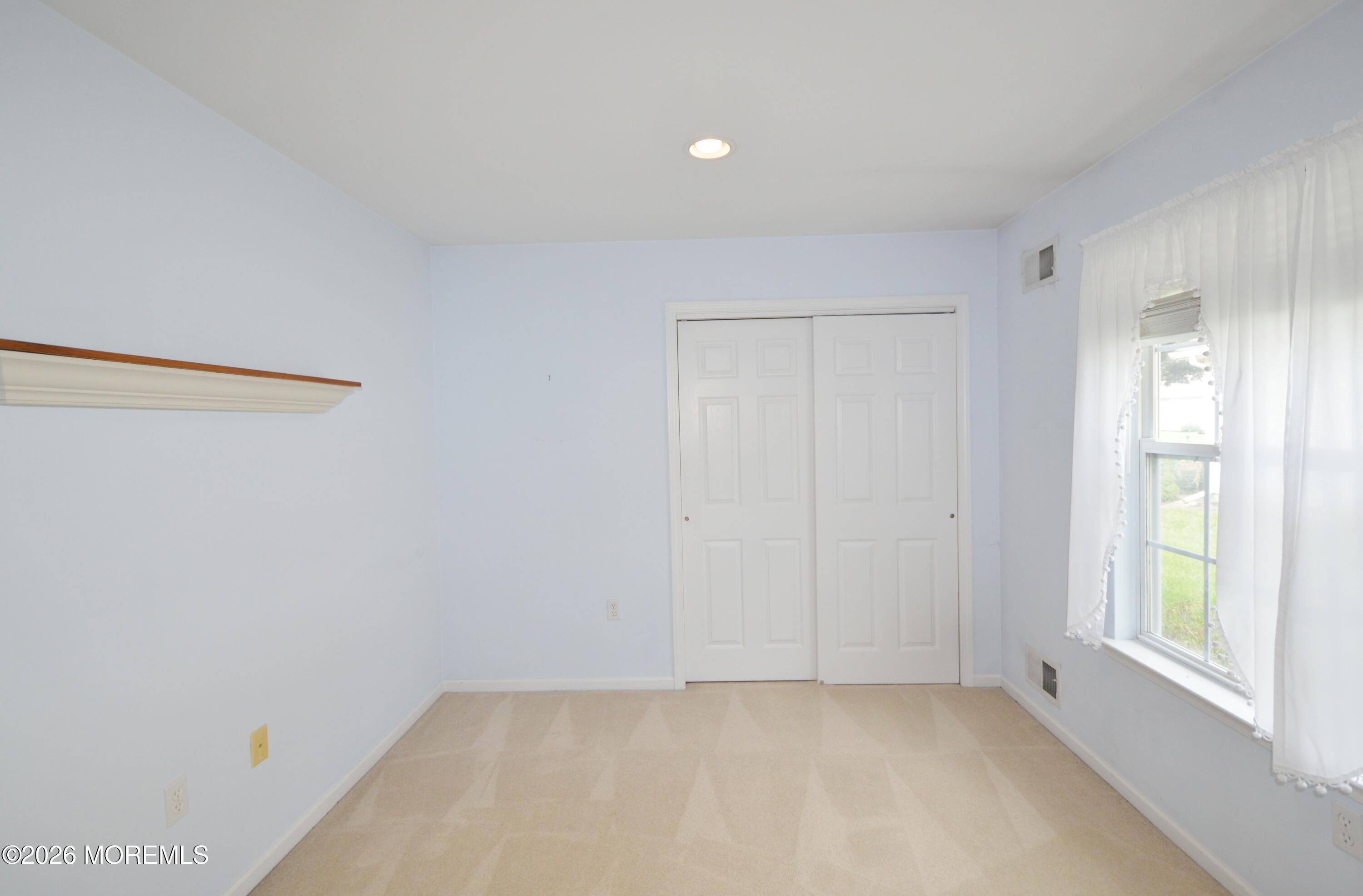 2748 Meadow Lake Drive Toms River NJ 08755