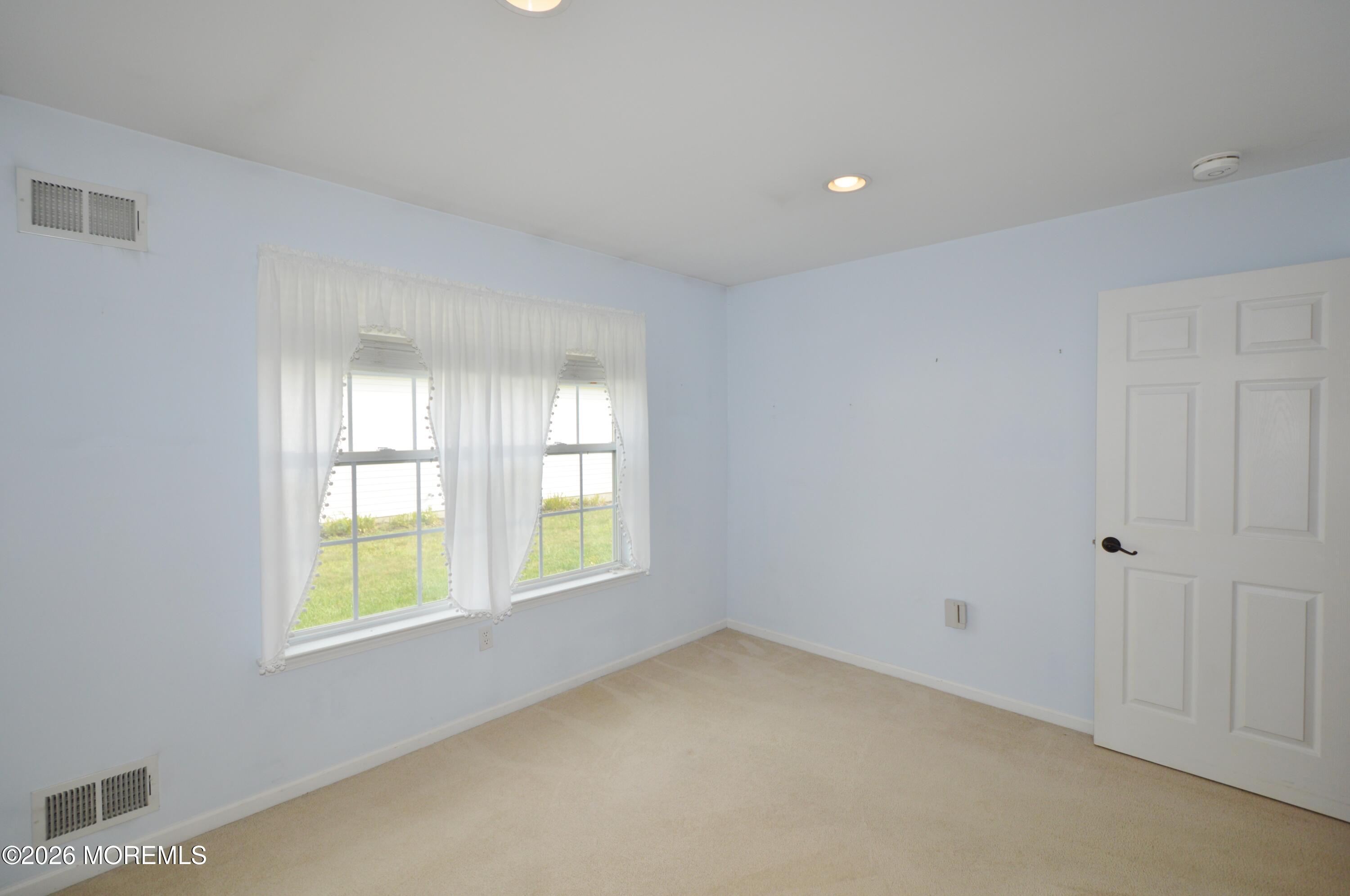 2748 Meadow Lake Drive Toms River NJ 08755