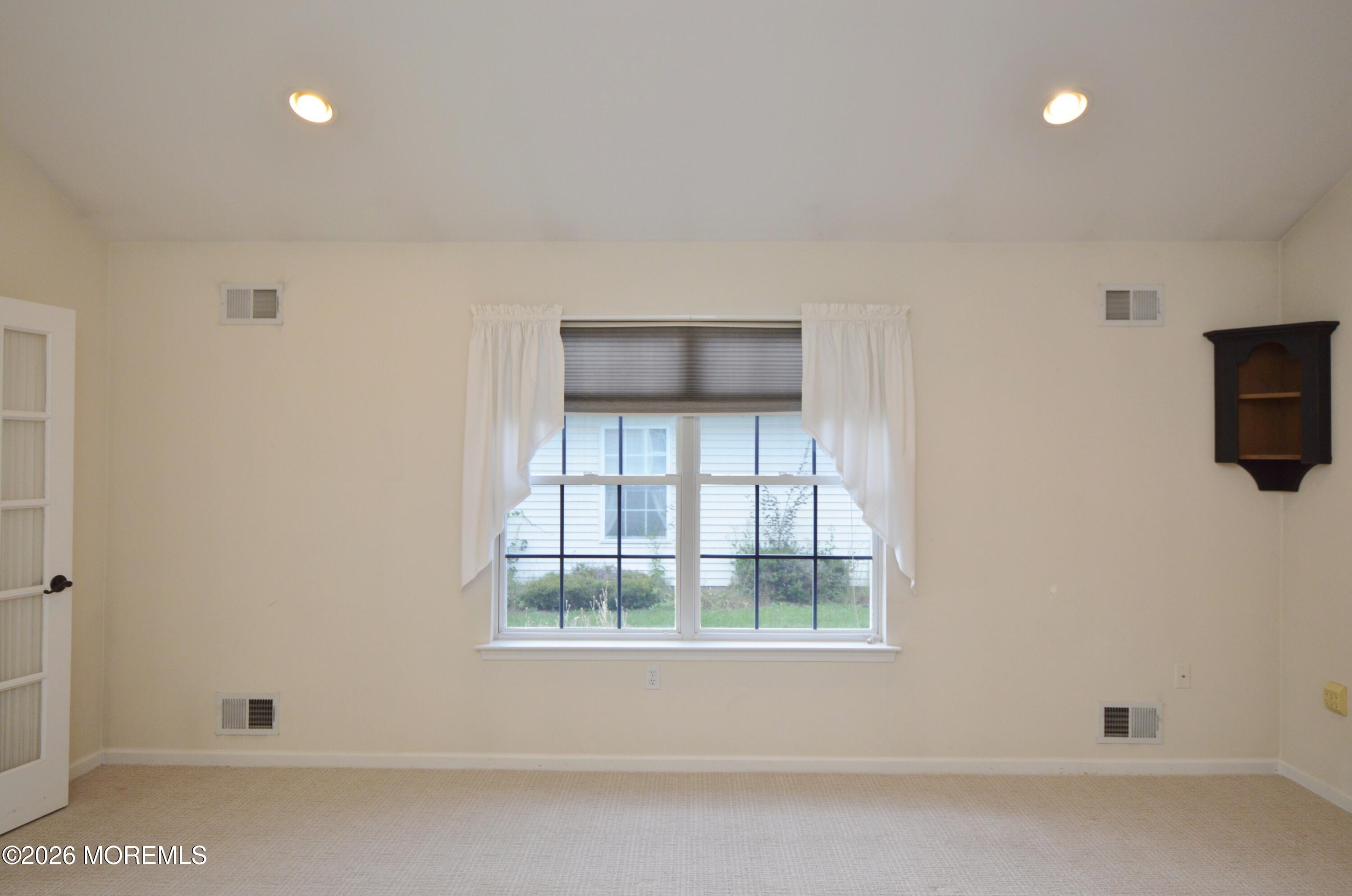 2748 Meadow Lake Drive Toms River NJ 08755
