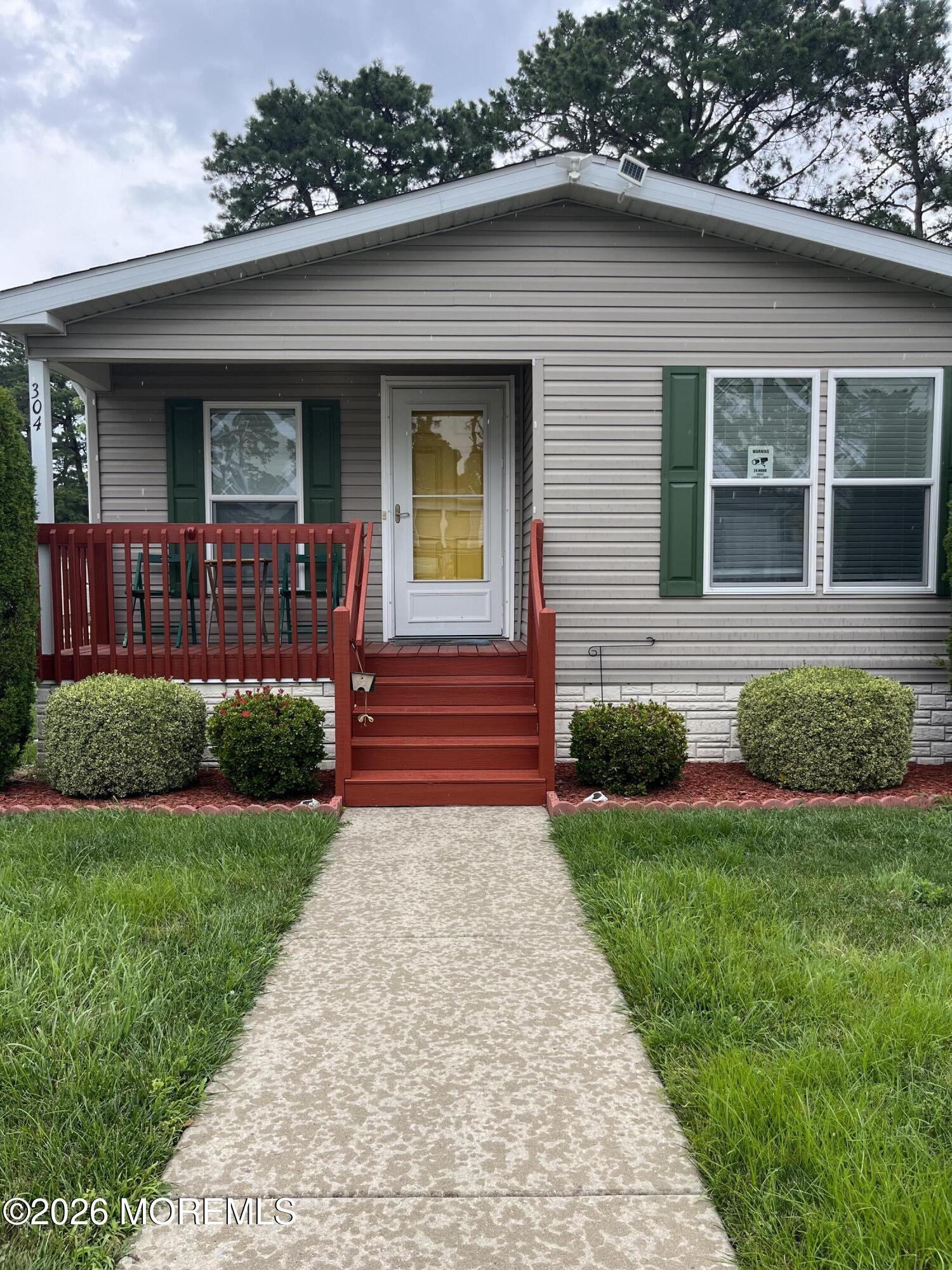 304 Kenwood Court Whiting NJ 08759