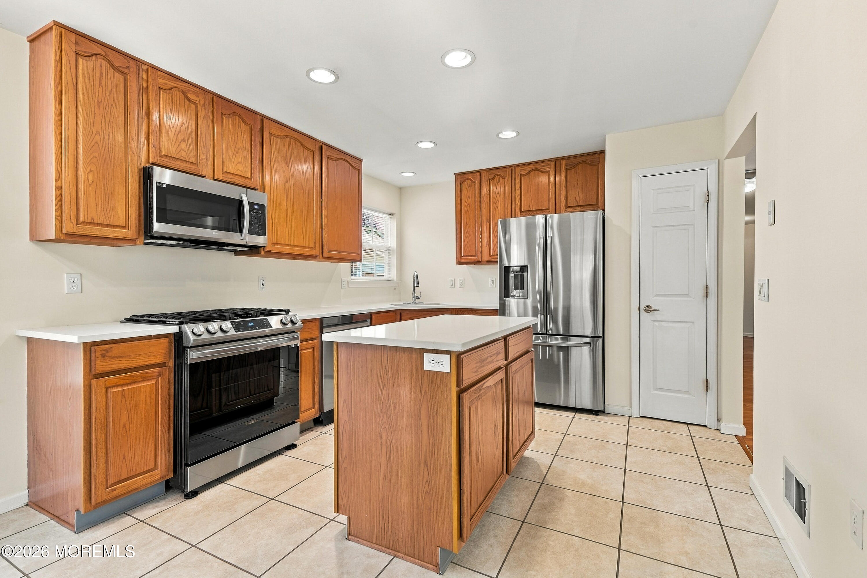 2976 Fieldcrest Lane Toms River NJ 08755