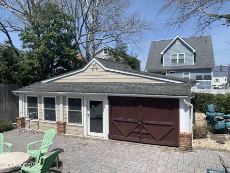 225 Pearl Street Beach Haven NJ 08008