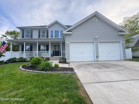 137 Bowsprit Road Manahawkin NJ 08050