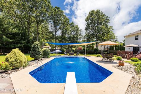 5 Persimmon Drive Jackson NJ 08527