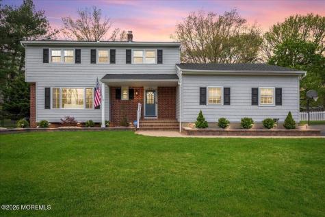 25 Wildhedge Lane Holmdel NJ 07733