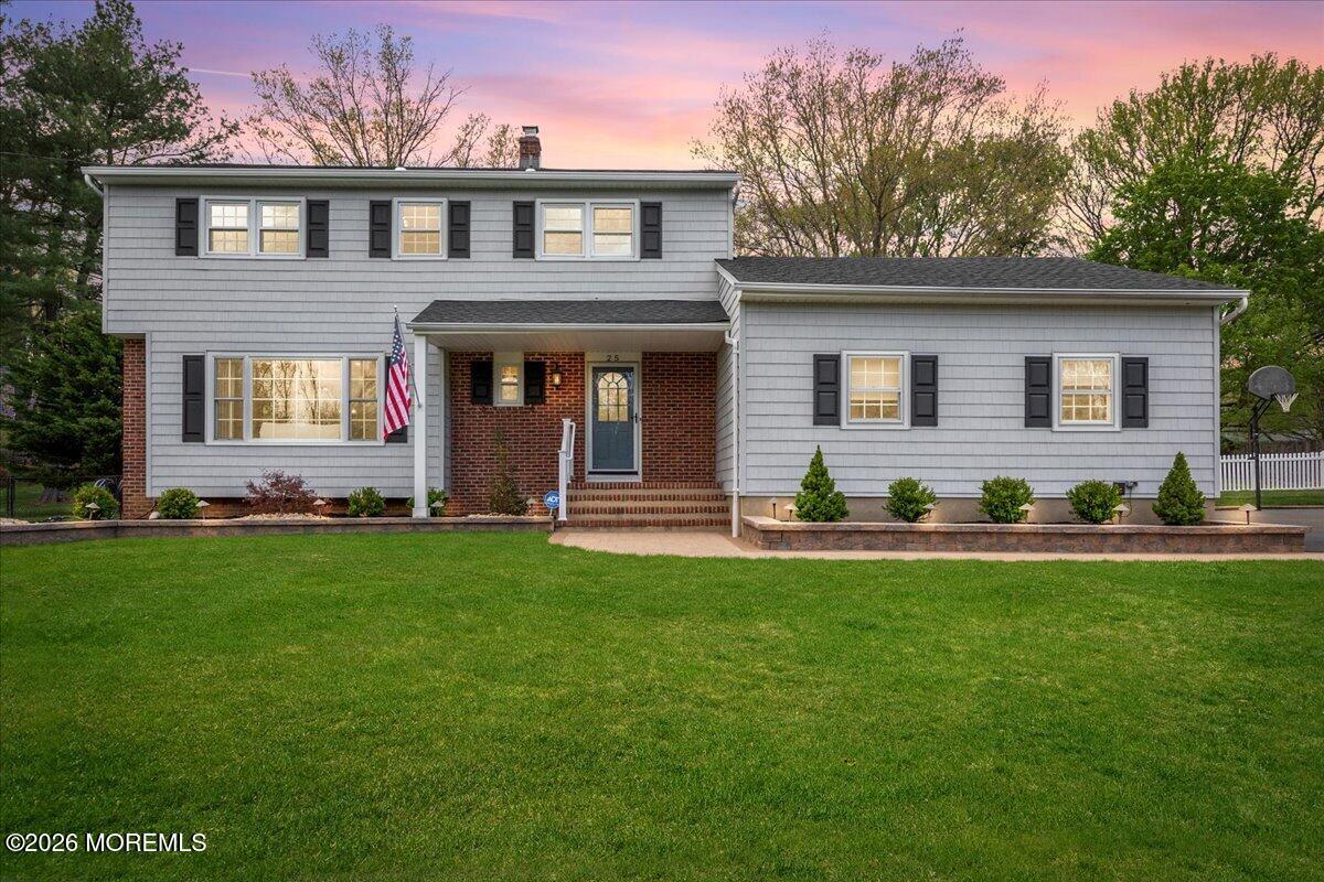 25 Wildhedge Lane Holmdel NJ 07733