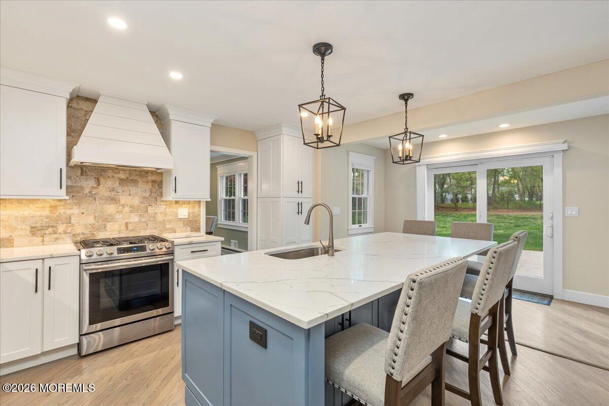 25 Wildhedge Lane Holmdel NJ 07733