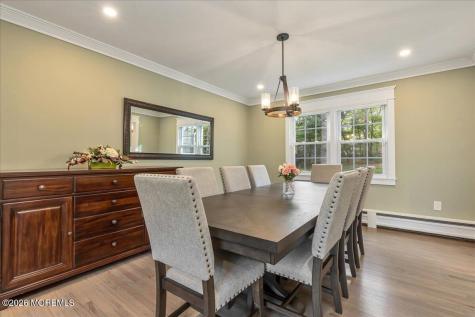 25 Wildhedge Lane Holmdel NJ 07733