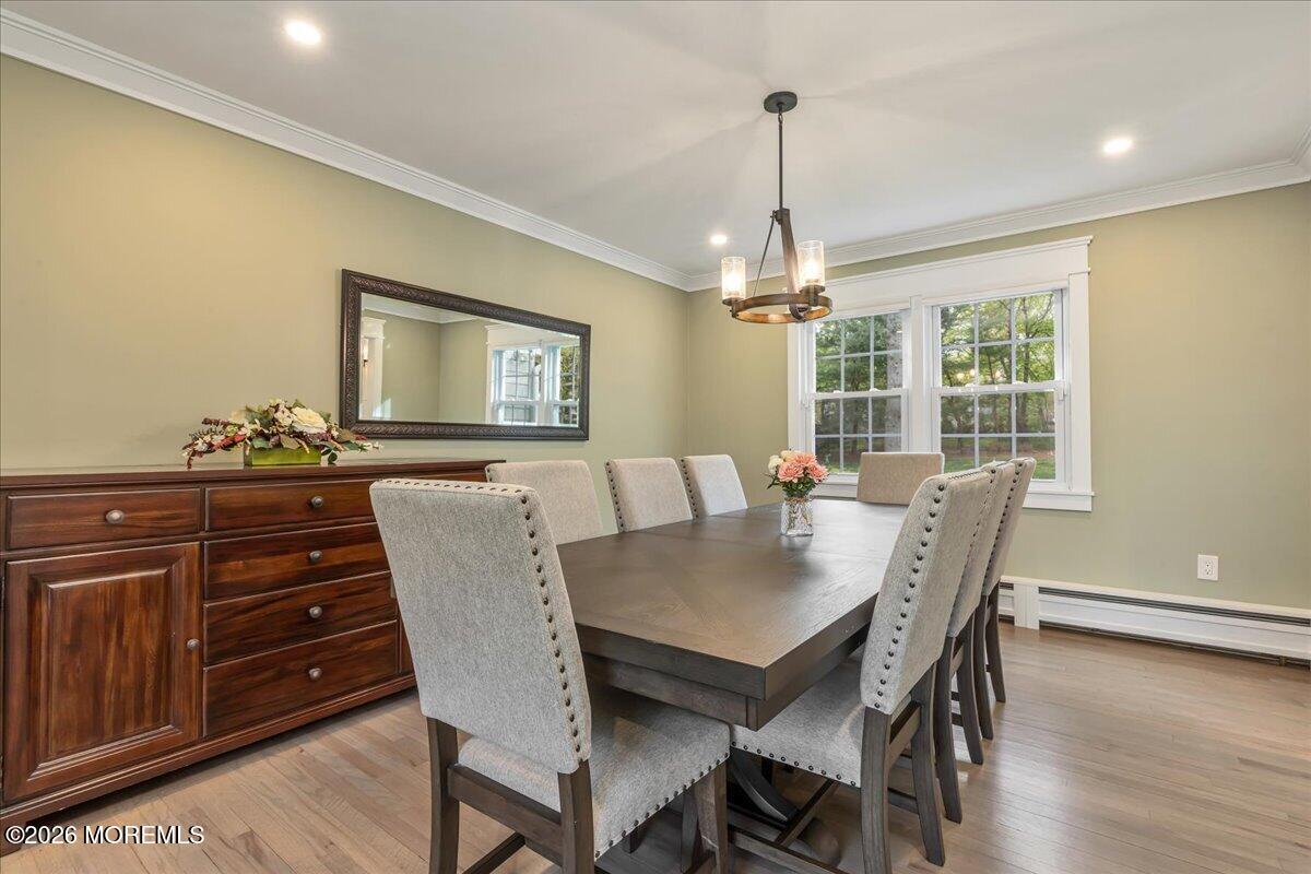 25 Wildhedge Lane Holmdel NJ 07733