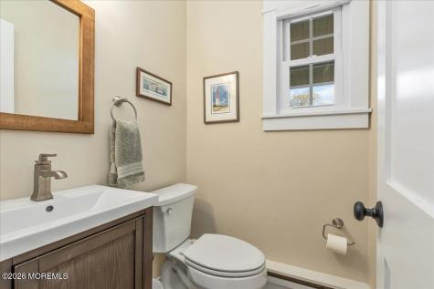 25 Wildhedge Lane Holmdel NJ 07733