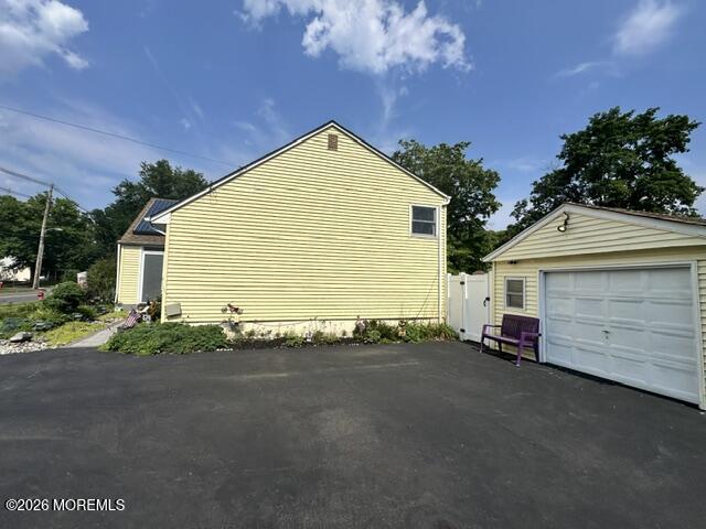 227 Old Stage Road Spotswood NJ 08884