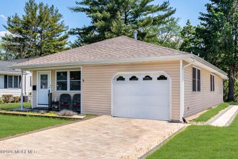 75 Barbados Drive S Toms River NJ 08757