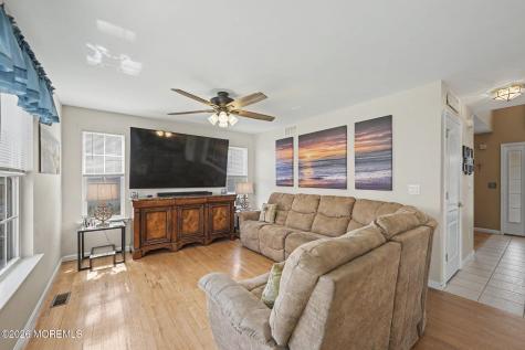 8 Avalon Avenue Barnegat NJ 08005