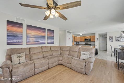 8 Avalon Avenue Barnegat NJ 08005