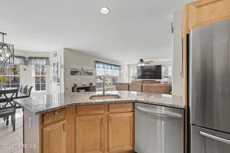 8 Avalon Avenue Barnegat NJ 08005