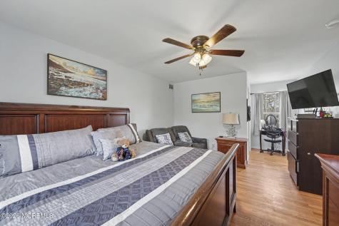 8 Avalon Avenue Barnegat NJ 08005
