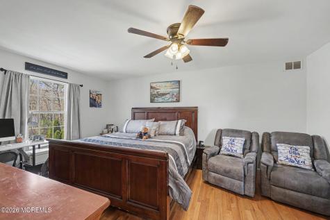 8 Avalon Avenue Barnegat NJ 08005
