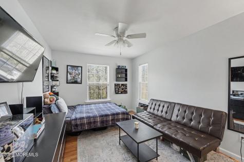 8 Avalon Avenue Barnegat NJ 08005