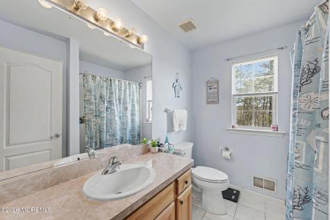 8 Avalon Avenue Barnegat NJ 08005