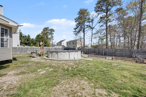 8 Avalon Avenue Barnegat NJ 08005