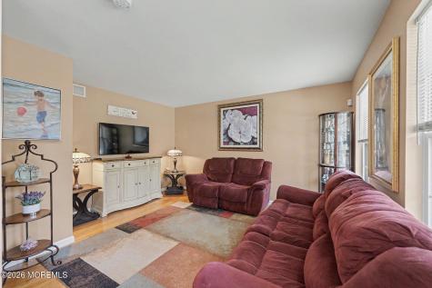 8 Avalon Avenue Barnegat NJ 08005