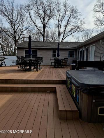 751 Lakehurst Avenue Jackson NJ 08527