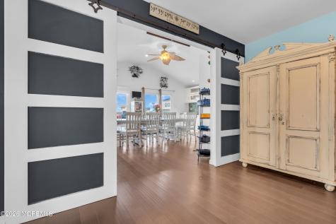 728 Twin Lakes Boulevard Little Egg Harbor NJ 08087